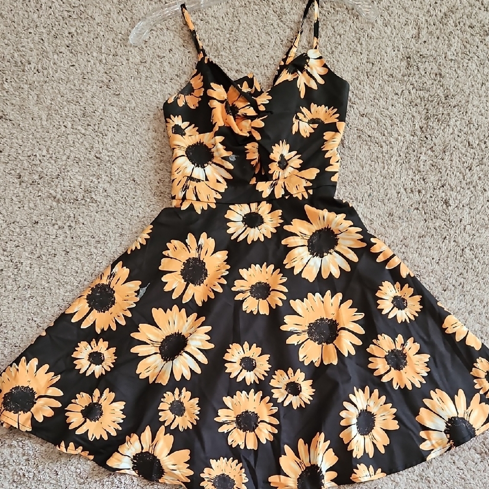 SHEIN Black and Yellow Sunflower Mini Dress